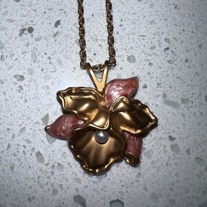 Vintage Avon 1990s Precious Orchid Floral Pendant Necklace